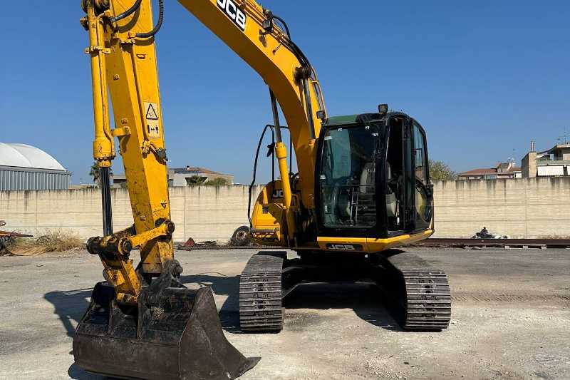 OmecoHub - Immagine JCB JS130